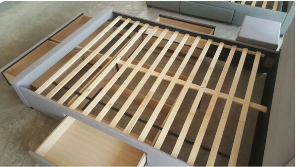 Voodi CAREN 160*200cm, hall